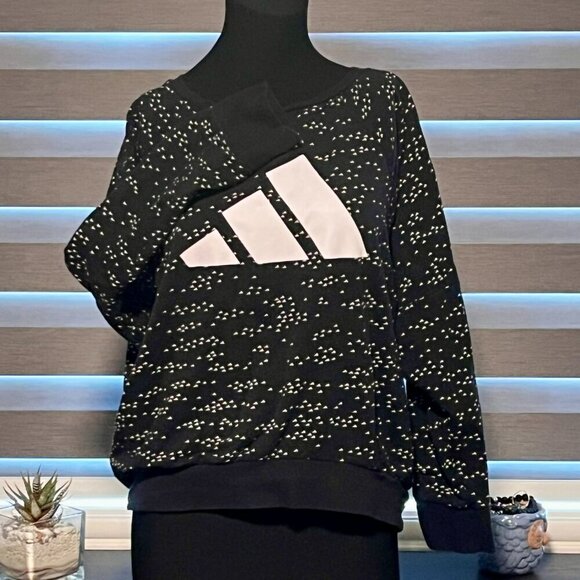 Adidas Black Woman'sSportswear Winners Badge of Sport Crew Sweatshirt Size L - Picture 4 of 16